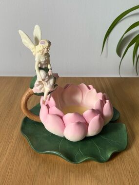 PartyLite Fairyland Pink Lotus Flower Tealight Votive Candle Holder Figurine